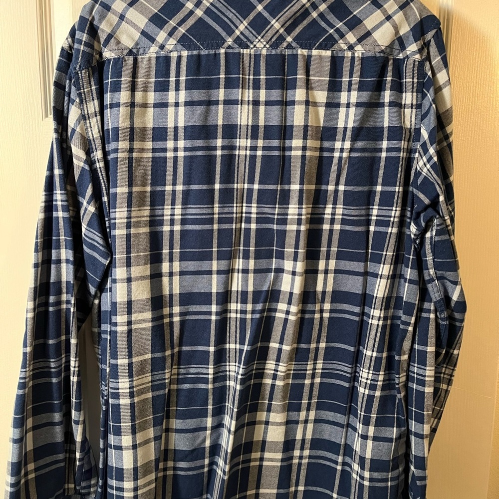 American Rag Plaid Long Sleeve Button Down Shirt